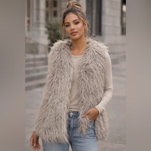 CARA Women's Gray Teddy Jacket
